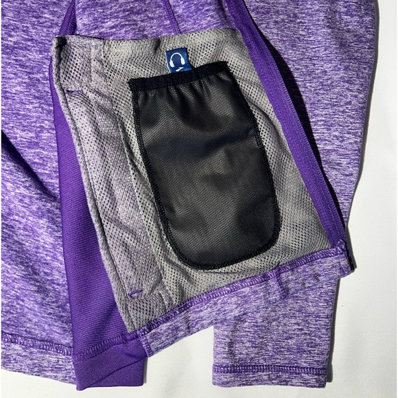 Women’s Brooks Full-zip Sweater - Picture 5 of 6